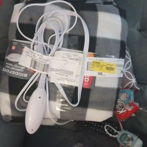 Electric blanket heater